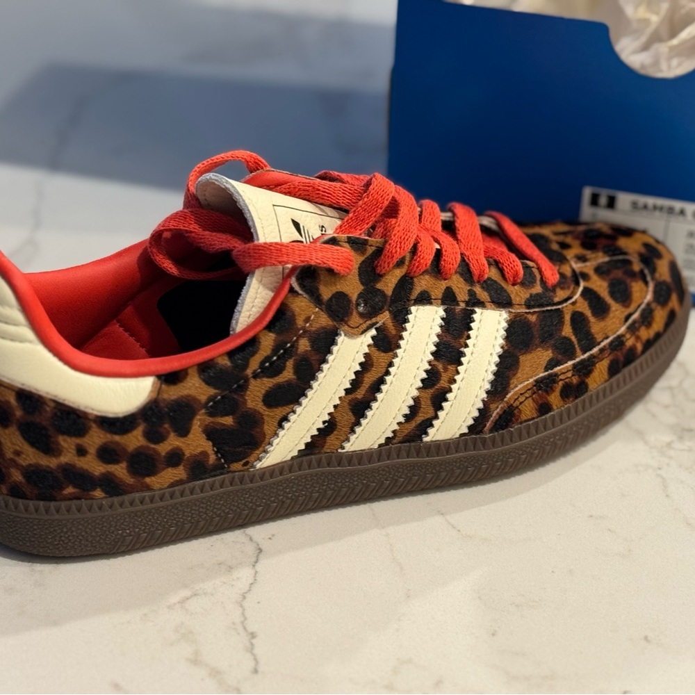 Adidas leopard Samba